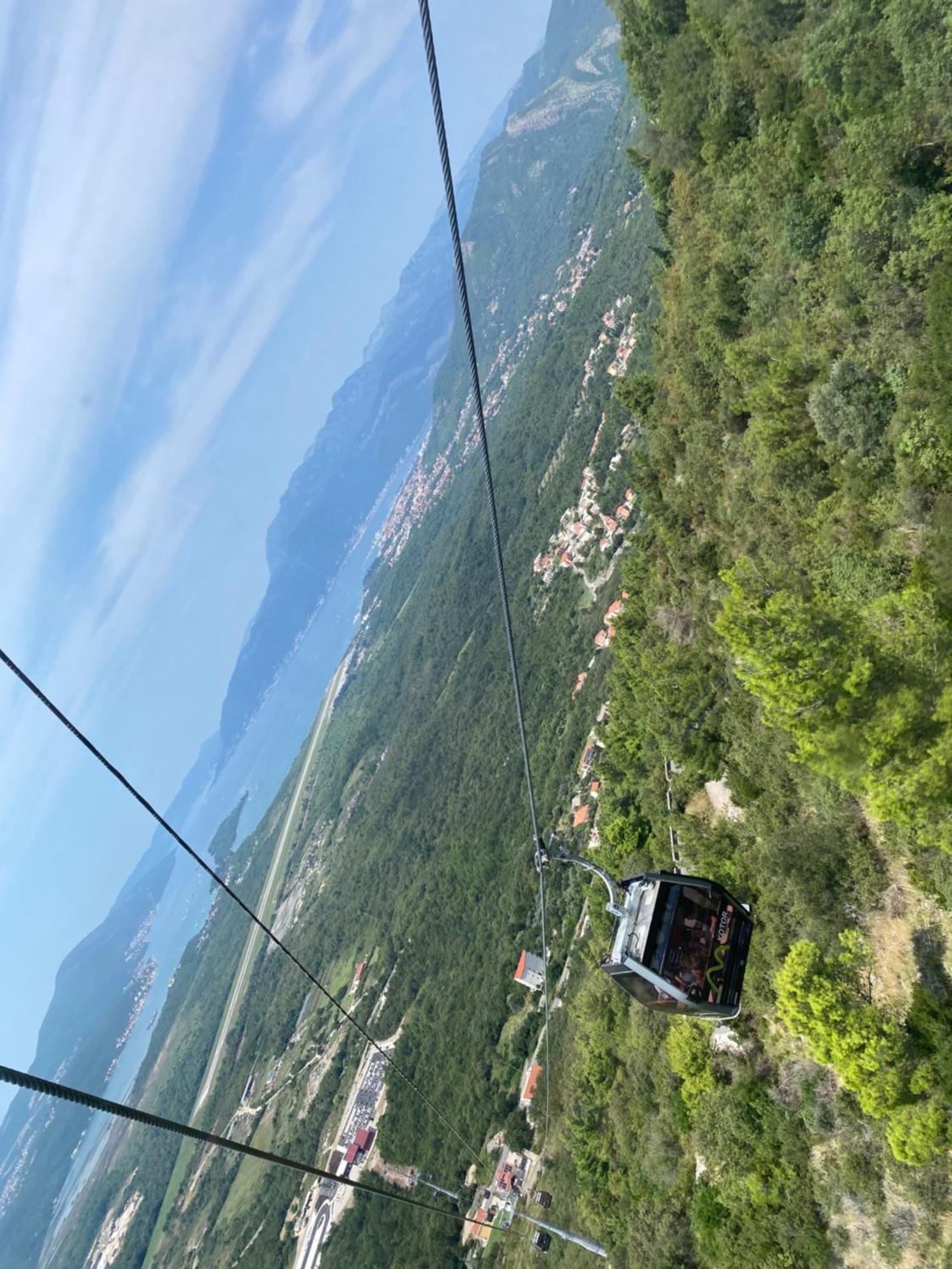 Albero Casa Villa Cetinje Buitenkant foto